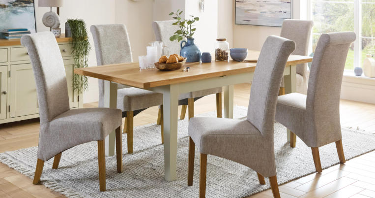 small dining table set for 4