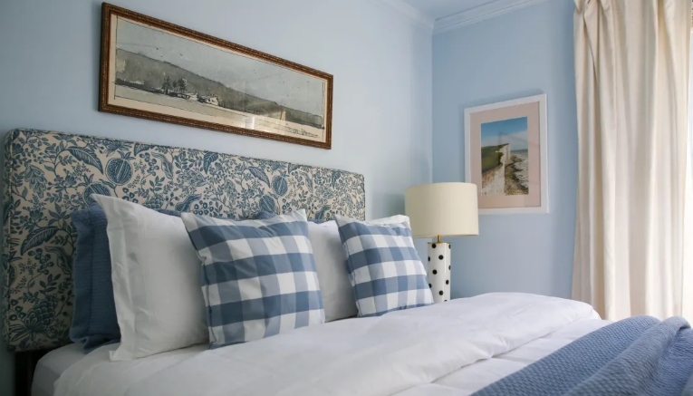 coastal luxe bedroom