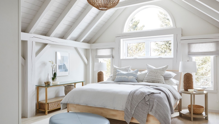 coastal farmhouse bedroom decor