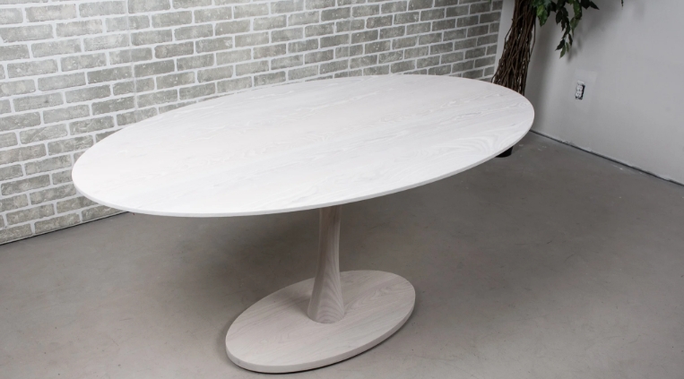 white oval dining table