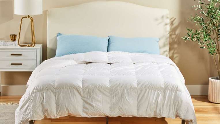 completely coastal bedding