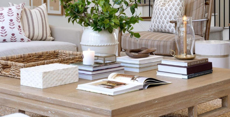 Coffee Table Decor for a Cozy Reading Corner