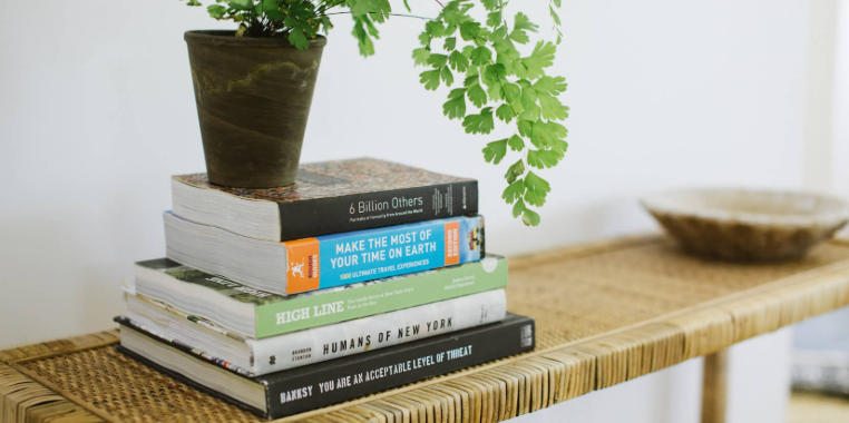 How to Arrange Decorative Books on a Coffee Table