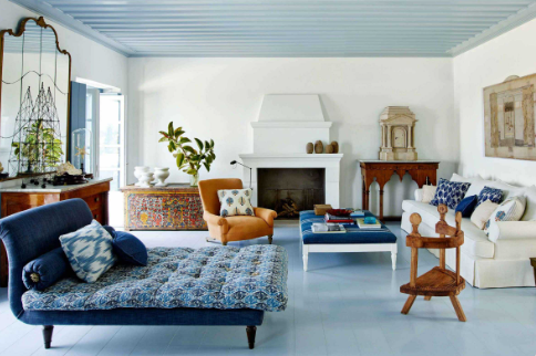 Best ceiling colors for small living rooms