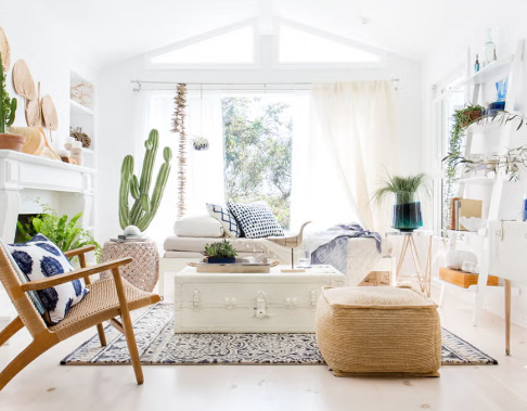 White-based color schemes for small living rooms