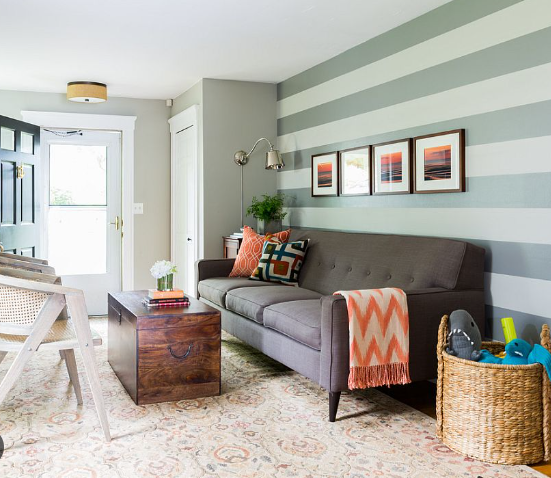 Striped wall color ideas for small living rooms