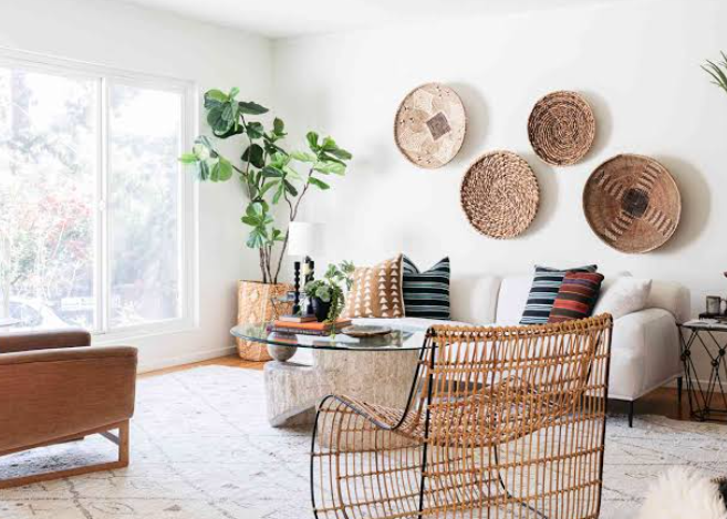 Visual expansion color techniques for small living rooms