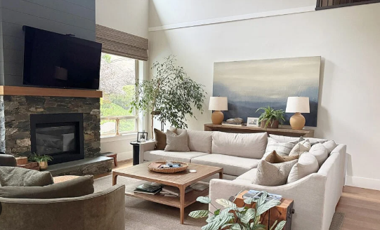 Color ideas for high ceiling small living rooms